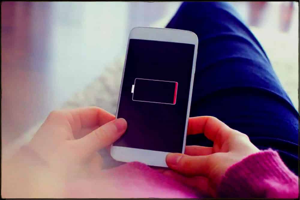 formas de cargar un celular sin cargador